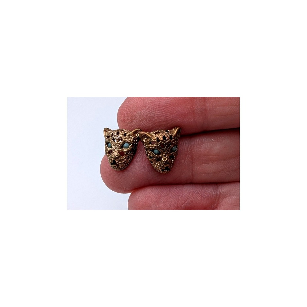 Vintage Style Leopard Head Stud Earrings Antique Gold Tone Blue Eyes Feline